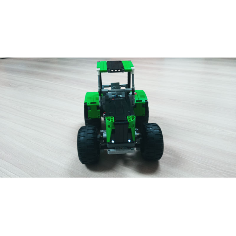 MOC-80667 アーバンファーム農業用中型トラクター ビ - Urban Farming Is のレビューと価格